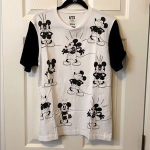 Uniqlo Disney Mickey Mouses